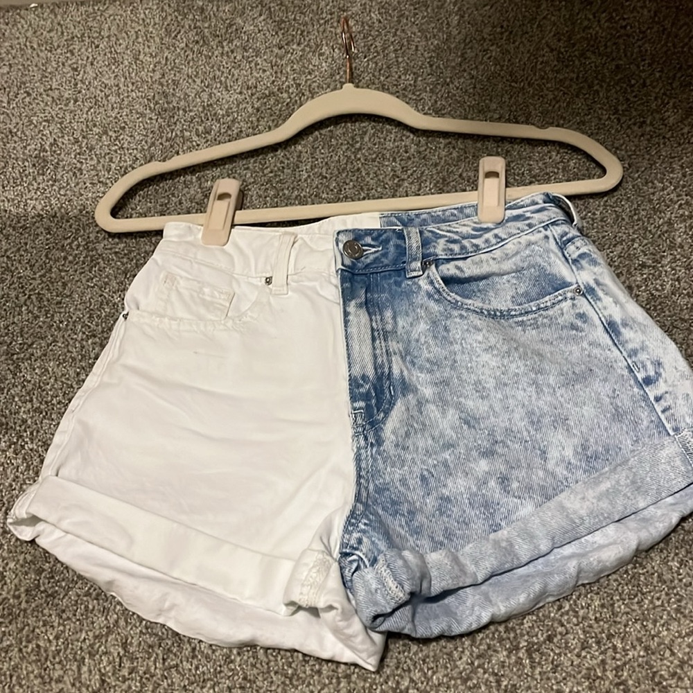 PACSUN “MOM SHORT”